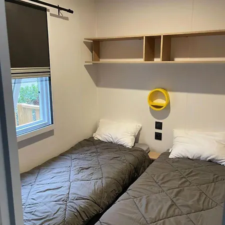 Apartment Familial Central Lac