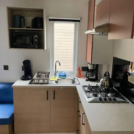 Familial Central Lac Apartment
